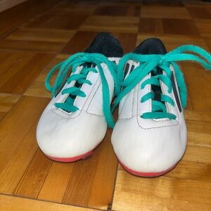 Youth Soccer Cleats with Teal Laces